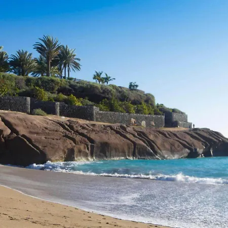 Villa Consuelo - Quiet Location Close To *