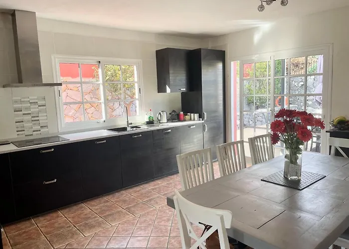 Consuelo - Quiet Location Close To