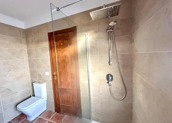 Villa Consuelo - Quiet Location Close To