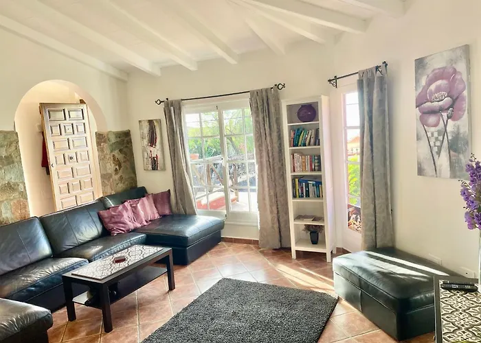 Consuelo - Quiet Location Close To * Buzanada