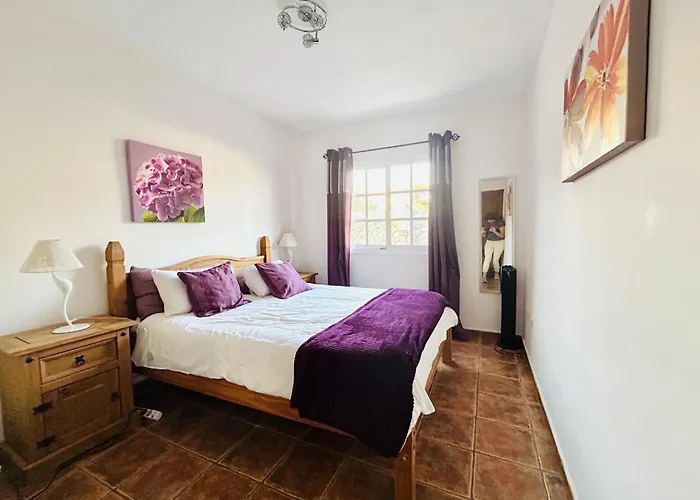 Consuelo - Quiet Location Close To * Buzanada